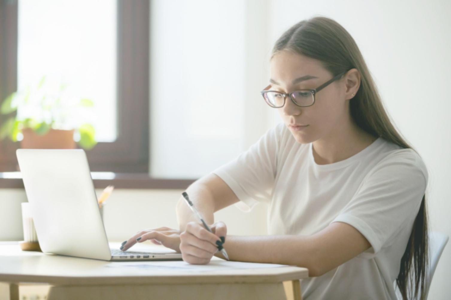 Interaktive Schulungsatmosphäre für Kommunikationstraining